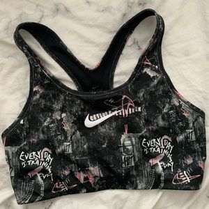 NIKE BASQUIAT SPORTS BRA🩰